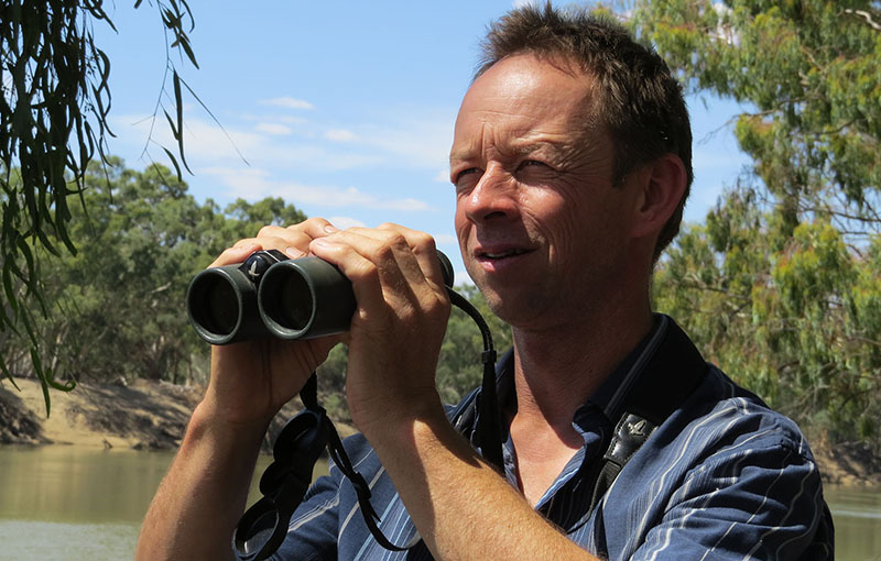Simon Starr - Featured