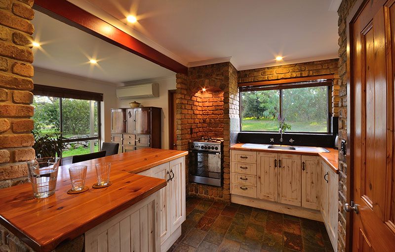Wings - Kitchen
